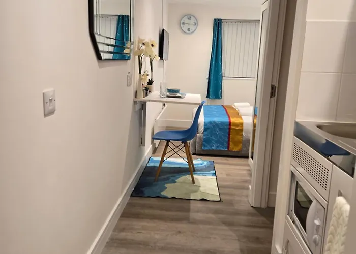 The Cosy Pod Studio - Short Stay In Salford